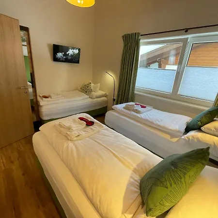 Appartement 7 *